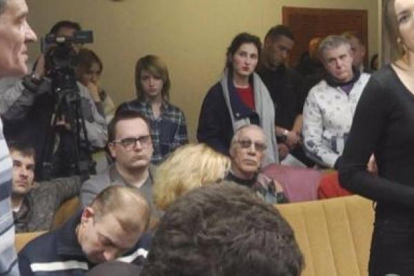 "Хоронили с закрытыми лицами": В суде опросили родных погибших в ДТП на Сумской и пассажирку Lexus "Хоронили с закрытыми лицами": В суде опросили родных погибших в ДТП на Сумской и пассажирку Lexus