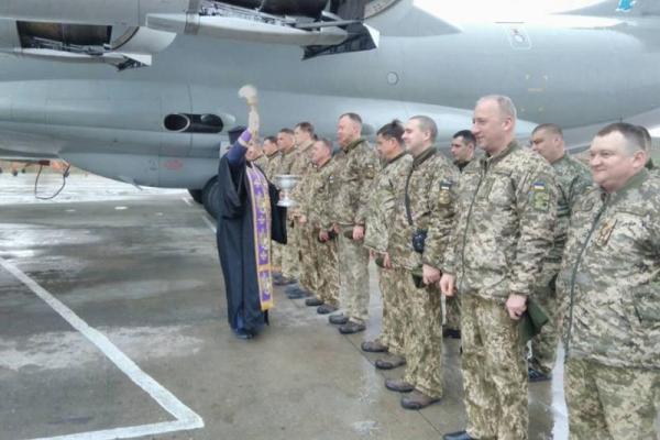 Украина и Дания начали военно-транспортную операцию «Северный сокол - 2018» Украина и Дания начали военно-транспортную операцию «Северный сокол - 2018»