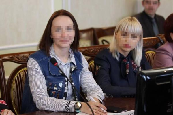 СБУ объявила о подозрении задержанной организаторше "выборов" Путина в Крыму СБУ объявила о подозрении задержанной организаторше "выборов" Путина в Крыму