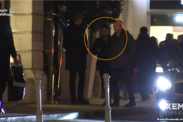 Хомутынник и Зеленский летали на юбилей к Коломойскому: журналисты подсчитали, во сколько обошелся банкет