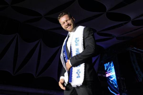 Самым красивым мужчиной в мире признан украинец Самым красивым мужчиной в мире признан украинец