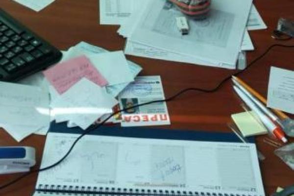 Медали за оккупацию Крыма и карты «Новороссии»: что нашли в офисе «РИА Новости Украина» Медали за оккупацию Крыма и карты «Новороссии»: что нашли в офисе «РИА Новости Украина»