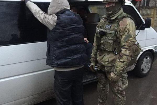 В Ровно поймали членов ОПГ, которые выдавали себя за бойцов ВСУ В Ровно поймали членов ОПГ, которые выдавали себя за бойцов ВСУ