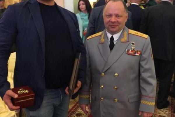 Бывший главарь боевиков вернулся на Донбасс и получил подарок от Захарченко