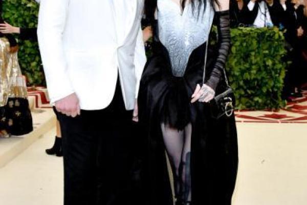 У Илона Маска новая девушка с украинскими корнями: что о ней известно У Илона Маска новая девушка с украинскими корнями: что о ней известно