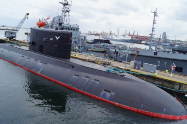 В Польше на пляжи "выбросились" сигнальные ракеты с российских субмарин