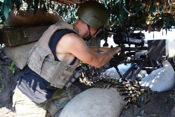 Под Мариуполем украинские морпехи дают отпор врагу: боевики готовят пути для отхода Под Мариуполем украинские морпехи дают отпор врагу: боевики готовят пути для отхода