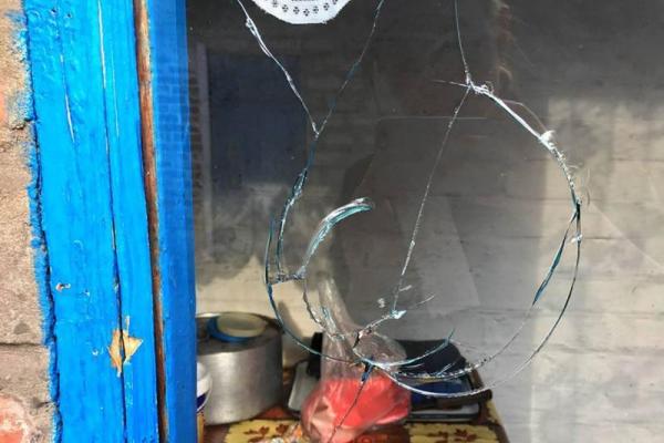 Обстрел жилого сектора Зализного: появились фото последствий Обстрел жилого сектора Зализного: появились фото последствий