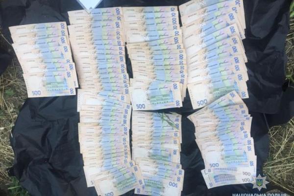 Жительница Запорожья пыталась продать своего сына-подростка