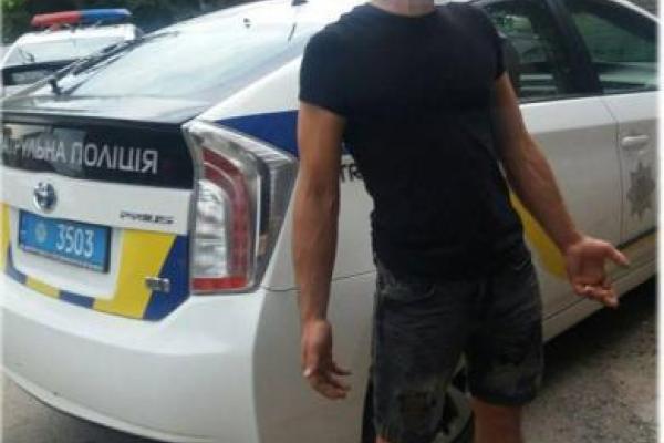 В Одессе задержали мужчину с ружьем В Одессе задержали мужчину с ружьем