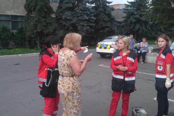 В Киеве произошел рейдерский захват предприятия: работников избили и выгнали на улицу В Киеве произошел рейдерский захват предприятия: работников избили и выгнали на улицу
