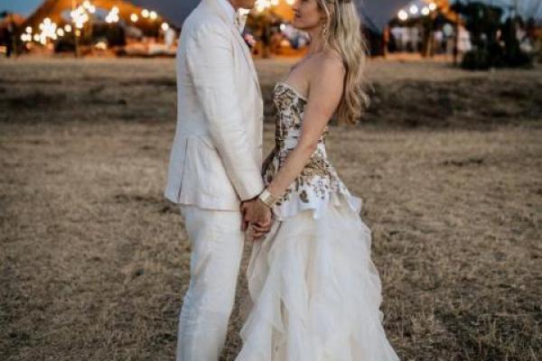 Брат Илона Маска женился и показал волшебные снимки со свадьбы