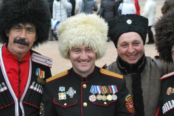 В Луганске пытались взорвать соратника боевиков ОРДЛО из Крыма В Луганске пытались взорвать соратника боевиков ОРДЛО из Крыма
